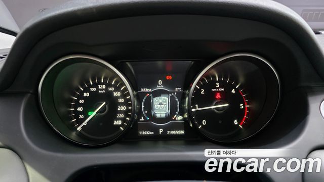 Land Rover Discovery Sport 2.0 TD4 HSE Luxury 2018 — фото 8