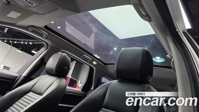 Land Rover Discovery Sport 2.0 TD4 HSE Luxury 2018 — фото 20