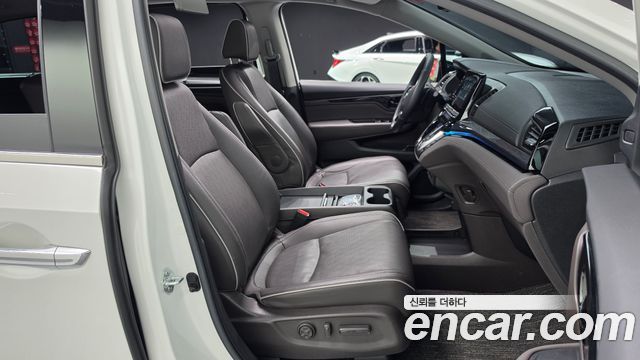 Honda Odyssey 3.5 5th 2023 — фото 26