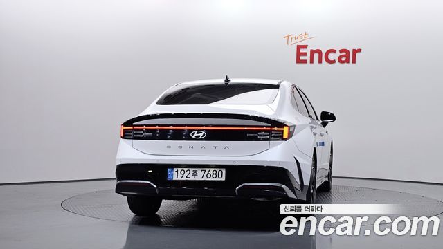 Hyundai Sonata The Edge (DN8) 2.0 Exclusive 2024 — фото 4