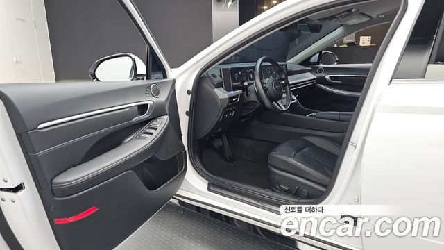 Hyundai Sonata The Edge (DN8) 2.0 Exclusive 2024 — фото 10