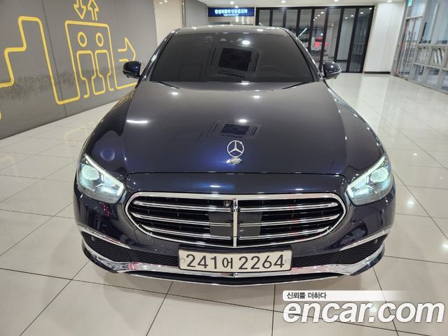 Mercedes-Benz E-Class (W213) E300e 4MATIC Exclusive 2023 — фото 3