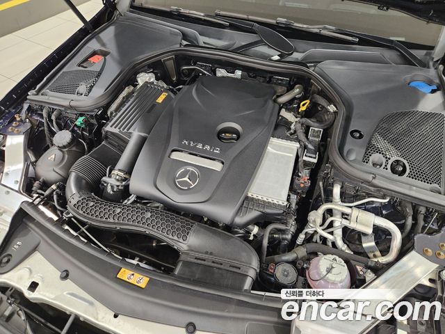 Mercedes-Benz E-Class (W213) E300e 4MATIC Exclusive 2023 — фото 6