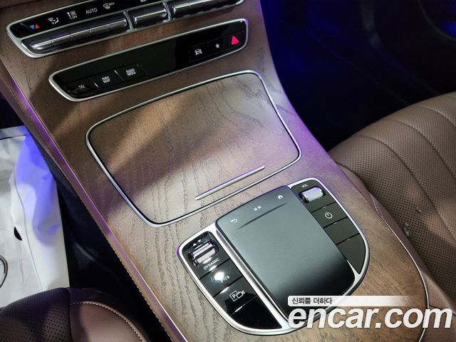 Mercedes-Benz E-Class (W213) E300e 4MATIC Exclusive 2023 — фото 20