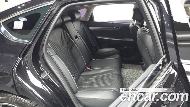 Genesis G80 (RG3) Gasoline 2.5 Turbo AWD 2022 — фото 11