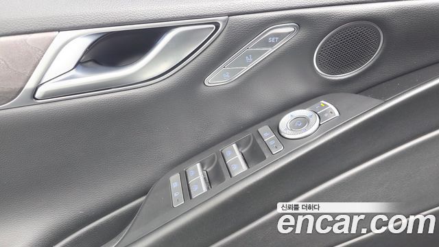 Genesis G80 (RG3) Gasoline 2.5 Turbo AWD 2022 — фото 29