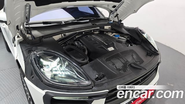 Porsche Macan 3.0 S Diesel 95B 2017 — фото 6