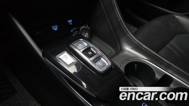 Hyundai Sonata (DN8) 2.0 LPG(rental car) Smart 2020 — фото 9