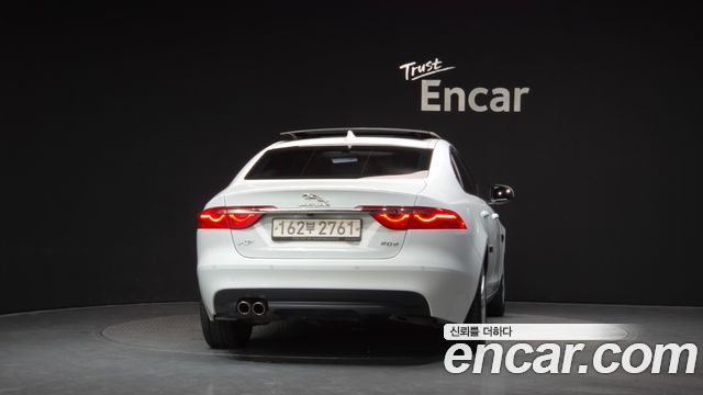Jaguar XF (X260) 20d Portfolio 2019 — фото 4