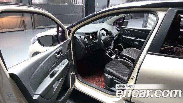 Renault Korea QM3 LE 2018 — фото 10