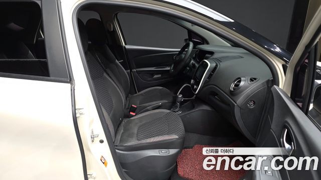 Renault Korea QM3 LE 2018 — фото 11