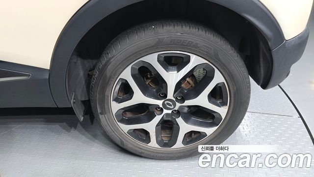 Renault Korea QM3 LE 2018 — фото 21
