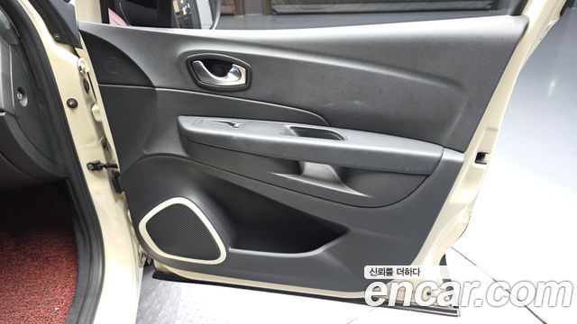 Renault Korea QM3 LE 2018 — фото 24