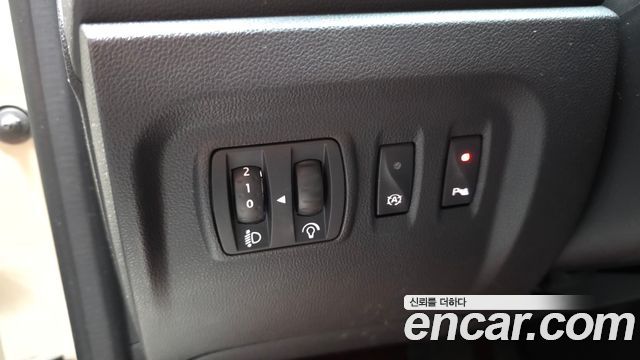 Renault Korea QM3 LE 2018 — фото 30