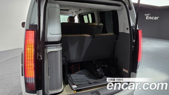 Hyundai Staria 4WD Camper Prestige Camper 4Seater 2023 — фото 37