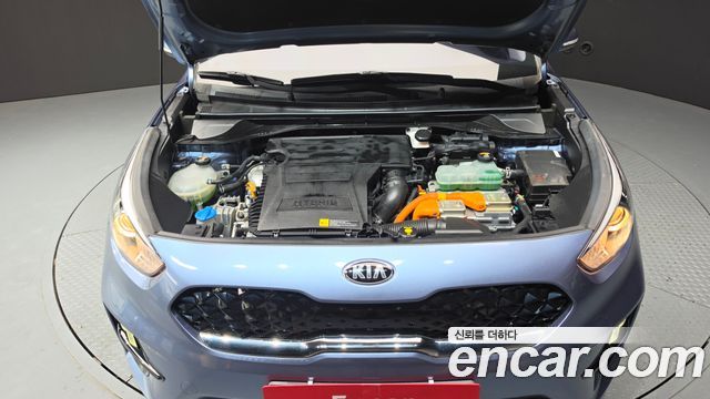 Kia Niro 1.6 HEV Prestige 2020 — фото 6