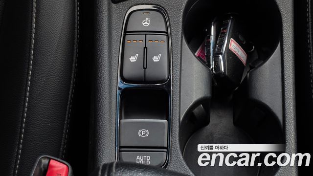Kia Niro 1.6 HEV Prestige 2020 — фото 15