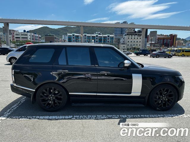 Land Rover Range Rover (IV) 4.4 SDV8 Vogue SE DIESEL 2018 — фото 4