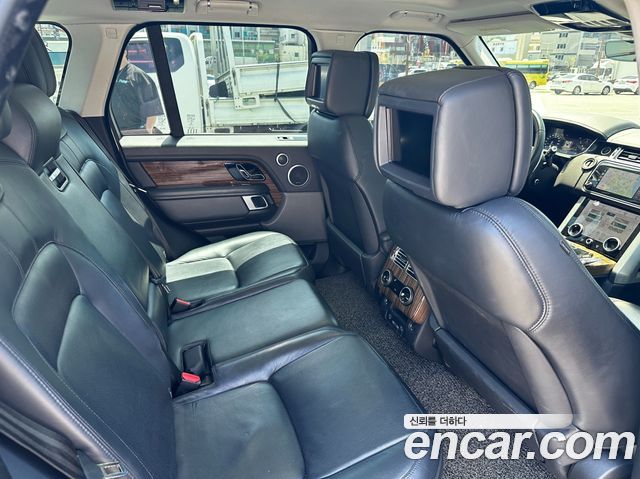 Land Rover Range Rover (IV) 4.4 SDV8 Vogue SE DIESEL 2018 — фото 9