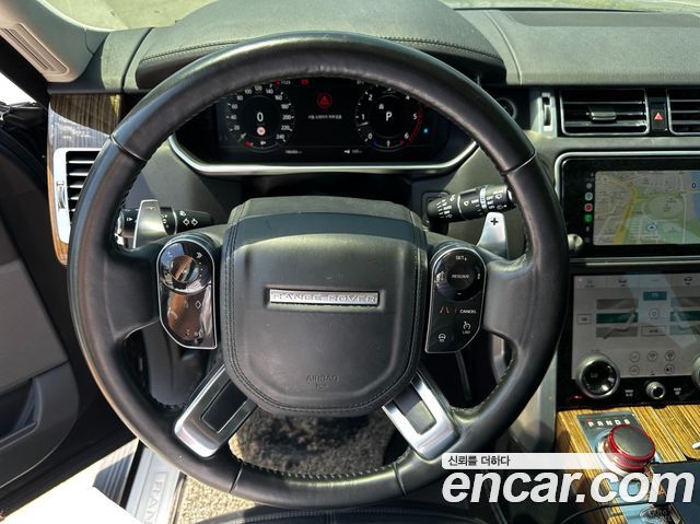 Land Rover Range Rover (IV) 4.4 SDV8 Vogue SE DIESEL 2018 — фото 10