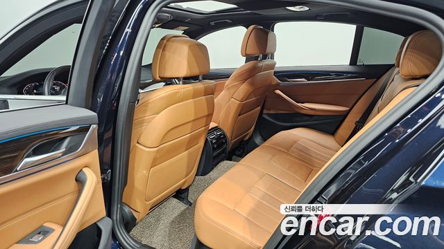 BMW 5 Series (G30) 520i M Sport 2021 — фото 12