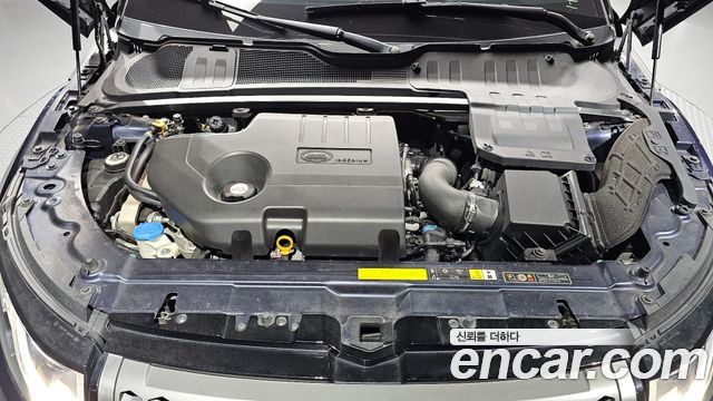 Land Rover Range Rover Evoque 2.0 TD4 SE 2018 — фото 6