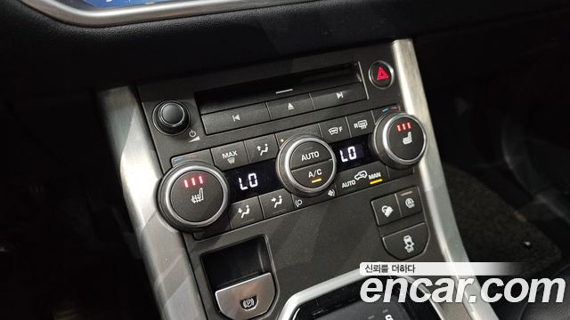 Land Rover Range Rover Evoque 2.0 TD4 SE 2018 — фото 9
