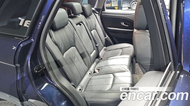 Land Rover Range Rover Evoque 2.0 TD4 SE 2018 — фото 11