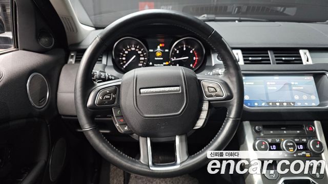 Land Rover Range Rover Evoque 2.0 TD4 SE 2018 — фото 13