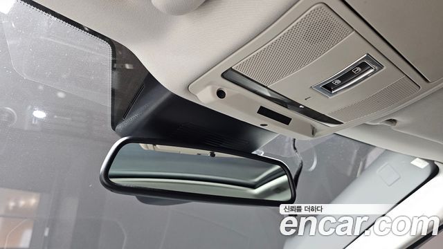 Land Rover Range Rover Evoque 2.0 TD4 SE 2018 — фото 18
