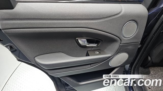 Land Rover Range Rover Evoque 2.0 TD4 SE 2018 — фото 25