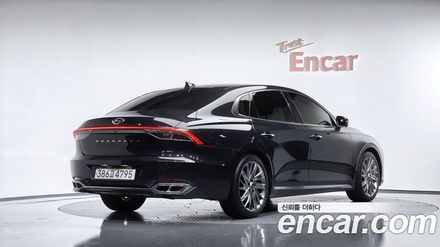 Hyundai Grandeur (IG) 2.5 Calligraphy 2020 — фото 2