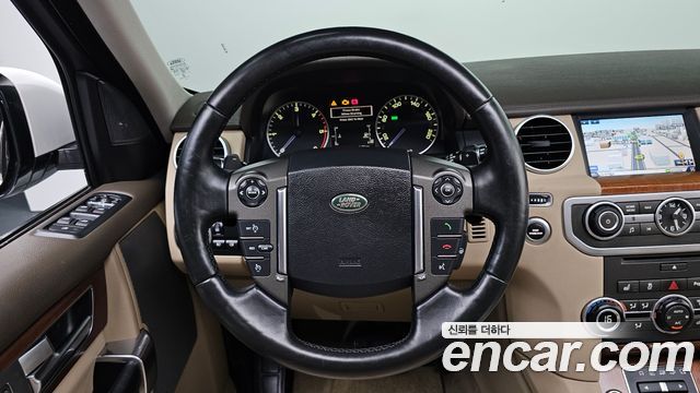 Land Rover Discovery 4 3.0 SDV6 SE 2016 — фото 13
