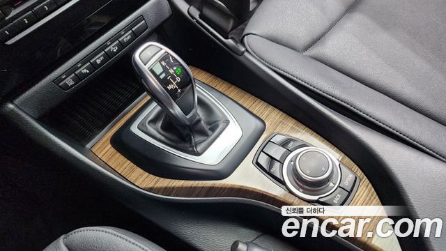 BMW X1 (E84) xDrive 18d 2015 — фото 9