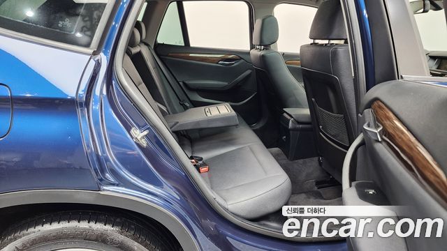 BMW X1 (E84) xDrive 18d 2015 — фото 12