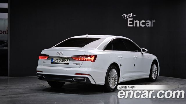Audi A6 (C8) 45 TFSI Quattro Premium 2021 — фото 2