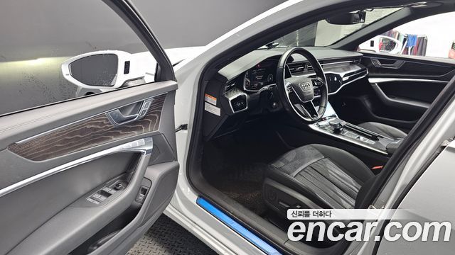 Audi A6 (C8) 45 TFSI Quattro Premium 2021 — фото 10