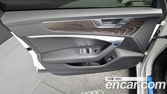 Audi A6 (C8) 45 TFSI Quattro Premium 2021 — фото 24