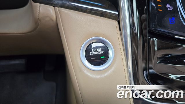 Cadillac Escalade 6.2 ESV 4th 2018 — фото 20