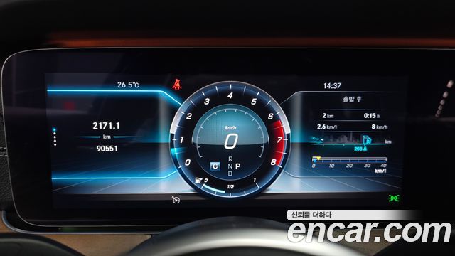 Mercedes-Benz E-Class (W213) E300 4MATIC Exclusive 2019 — фото 8