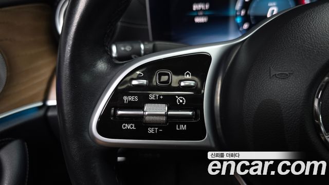 Mercedes-Benz E-Class (W213) E300 4MATIC Exclusive 2019 — фото 27