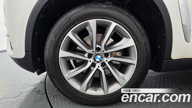 BMW X6 (F16) xDrive 30d 2015 — фото 5