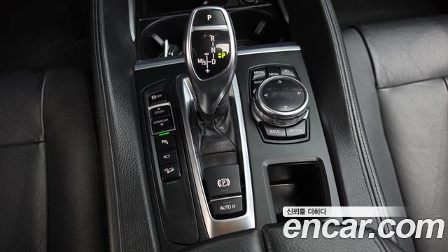 BMW X6 (F16) xDrive 30d 2015 — фото 9