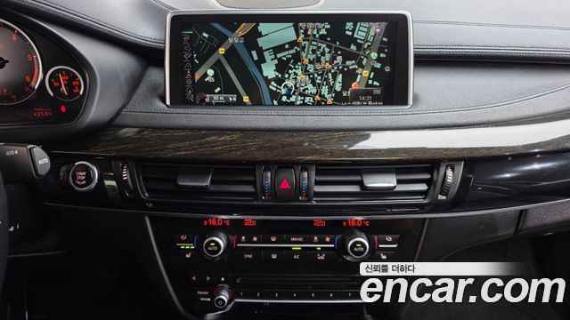 BMW X6 (F16) xDrive 30d 2015 — фото 14