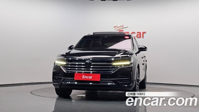 Volkswagen Touareg (III) 3.0 TDI R-Line 2021 — фото 3