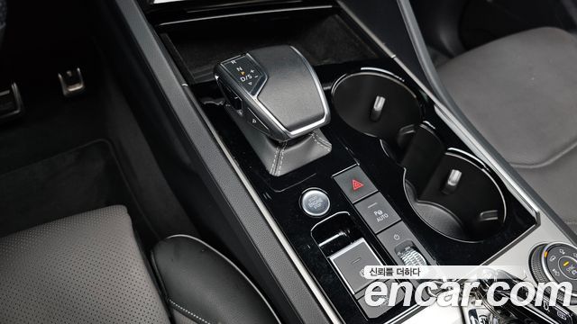 Volkswagen Touareg (III) 3.0 TDI R-Line 2021 — фото 9