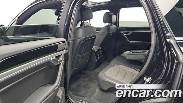 Volkswagen Touareg (III) 3.0 TDI R-Line 2021 — фото 12