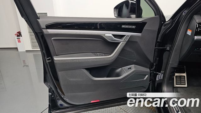 Volkswagen Touareg (III) 3.0 TDI R-Line 2021 — фото 24