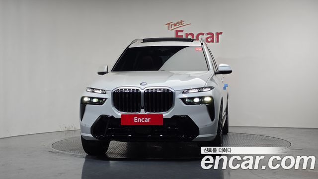 BMW X7 (G07) xDrive 40i M Sport 7STR 2025 — фото 3