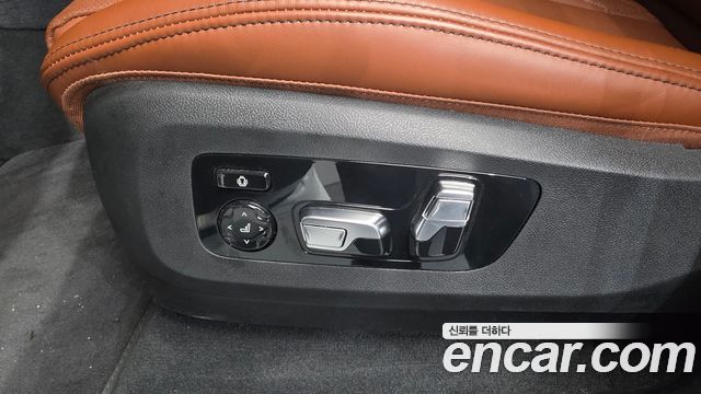 BMW X7 (G07) xDrive 40i M Sport 7STR 2025 — фото 33